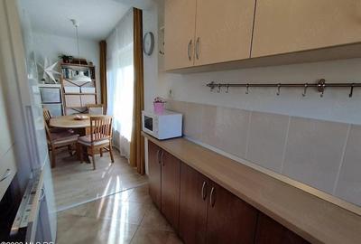 Apartament cu 3 camere decomandat în Europa - 7