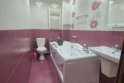 Apartament cu 3 camere semidecomandat în Central - 8