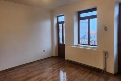 Inchiriere duplex in vila, zona Peninsula , centrul vechi - 9