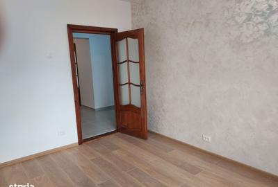 Apartament cu 3 camere decomandat în Păcurari - 3