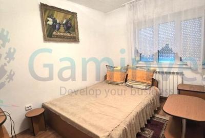 Casă individuală cu 8 camere cu Canalizare în Sânmartin - 10