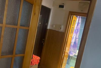 Garsonieră decomandată, mobilată în Podu Roș - 4
