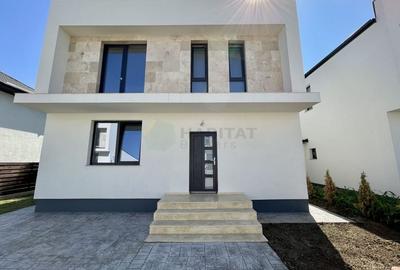 Vila in ansamblu in Tunari | Individuala, 5 camere. - 7