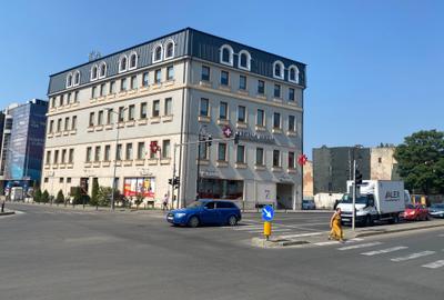 Spatiu comercial de inchiriat pe Strada Alexandru Ioan Cuza 42 - 3