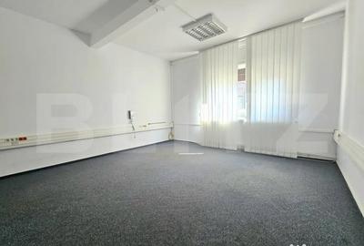 Casă cu 6 camere cu Teren 300 Mp în Central - 3