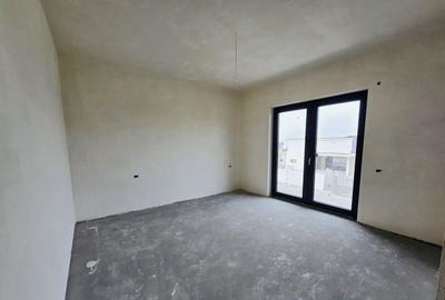Casă cu 5 camere cu Teren 620 Mp în Sânmartin - 5