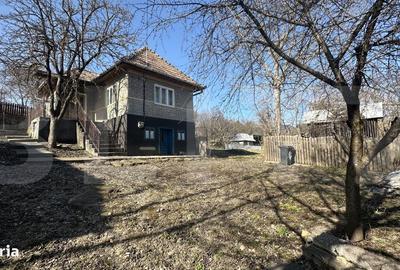 Spațiu comercial, în Vâlcele
