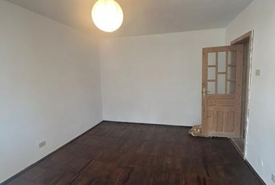 Apartament 2 camere - Zona Sud - 55mp - 43000 euro - 8
