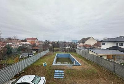 Casă cu 5 camere cu Teren 938 Mp în Lipovei