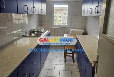 Apartament cu 3 camere decomandat în Micro 12 - 6