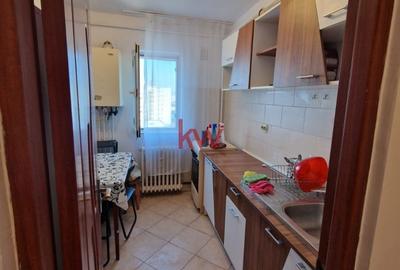 Apartament cu 2 camere semidecomandat, mobilat în Central