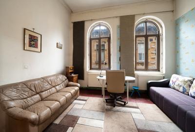 Apartament cu 4 camere circular, mobilat în Dacia - 14