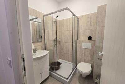 Apartament cu 3 camere semidecomandat în Central - 2