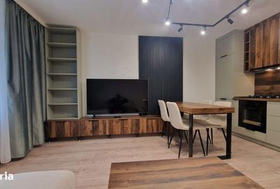 Apartament cu 3 camere semidecomandat în Central - 3