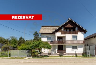 Casa rustica S+P+1 in oras, zona Gruiului, Campulung, AG - 1