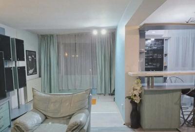 Apartament cu 3 camere decomandat în Dacia - 2