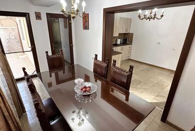 Casă cu 4 camere în Fântânele
