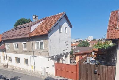 Apartament de doua camere  la casa , cu gradina zona centrul Istoric - 11