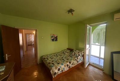 Apartament cu 3 camere decomandat în Central - 3
