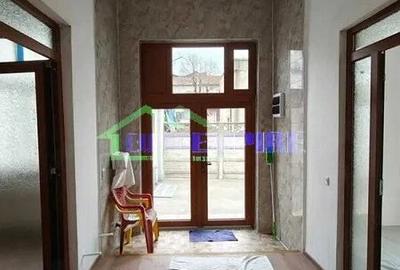 Casă cu 3 camere cu Teren 100 Mp în Central - 4