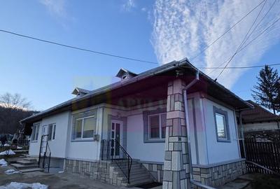 Casa de vanzare in Breaza - 2