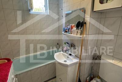 Apartament cu 3 camere decomandat, mobilat în Central - 14