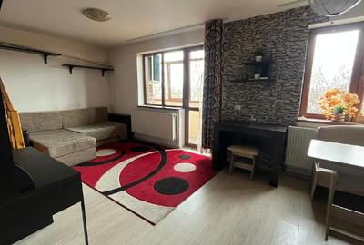 Apartament cu 3 camere decomandat în Berceni - 2