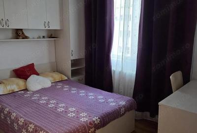 Apartament cu 3 camere decomandat în Spitalul Județean