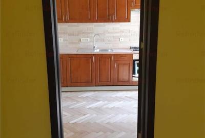 Apartament cu 3 camere semidecomandat, mobilat în Eminescu - 2