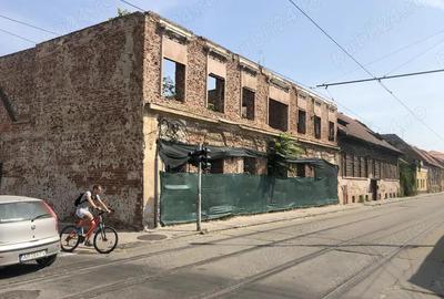 Casă cu 6 camere în Traian - 2