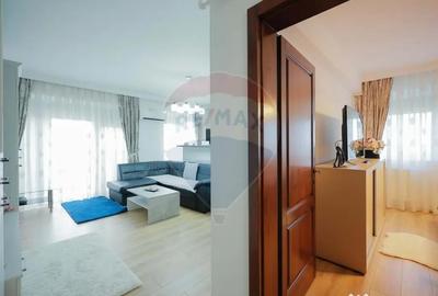Apartament cu 2 camere decomandat, mobilat în Central