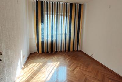 Apartament cu 3 camere decomandat în 13 Septembrie - 8