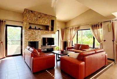 Casă cu 5 camere cu Teren 800 Mp în Bogdăneștilor - 14