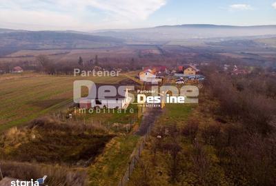 Casă cu 4 camere cu Teren 570 Mp în Bucium