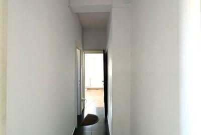 CASA CU 8 CAMERE || PARTIAL INCHIRIATA || EXPOZITIEI - DOMENII - 17