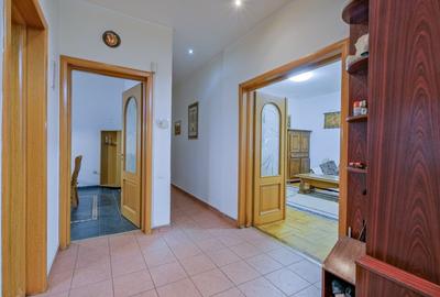 Vila Iancu Nicolae – intre Gradina Zoo si Jolie Ville | Liniste, spatiu si confo - 6