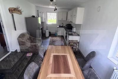 Casă cu 4 camere cu Teren 2108 Mp în Central - 4