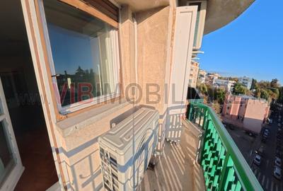 2 camere, Luminos, Mobilat, Palatul parlamentului, Soare din Vest - 6