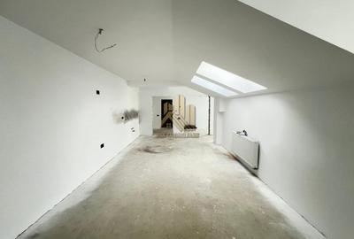 Apartament cu 2 camere semidecomandat în Tractorul - 5