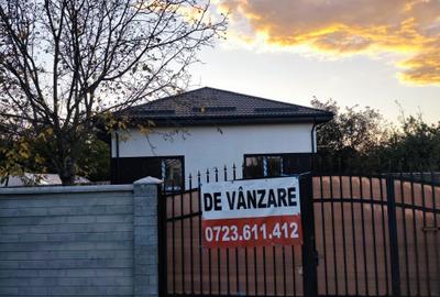 FARA COMISIOANE in Gulia vatra Satului la drum asfaltat casa 4 camere 2 bai P+M - 5