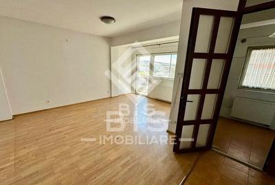 Apartament cu 2 camere decomandat în Independenței - 4