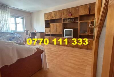 Apartament cu 2 camere decomandat în Radu Negru