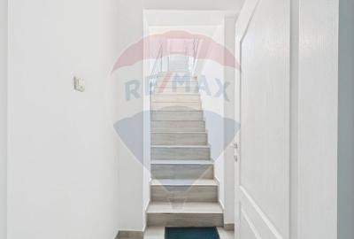 Vila  S+P+2E  Petre Ispirescu- Sebastian, renovata complet - 13