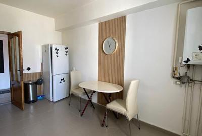 Apartament cu 3 camere, mobilat în Calea București - 10