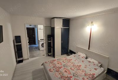 Garsonieră decomandată în Țiglina 1 - 8