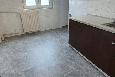 Apartament cu 3 camere decomandat în Alba Iulia - 2