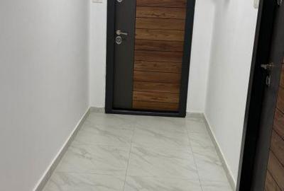 Apartament cu 3 camere semidecomandat în Central - 2