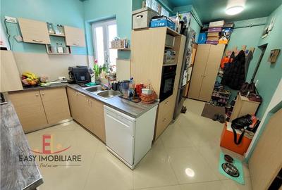 Apartament cu 4 camere semidecomandat în Semicentral - 6