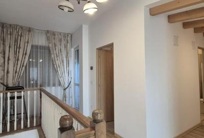 Casa de Vanzare Strada Ofrandei - 11