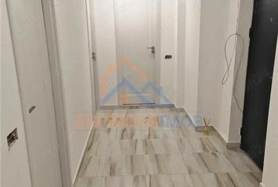 Apartament cu 2 camere decomandat în Titan